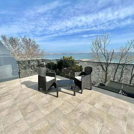Hotel de apartamente Atmosphere By The Sea