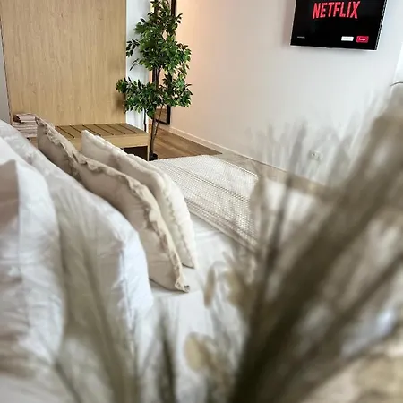 Atmosphere By The Sea 4*