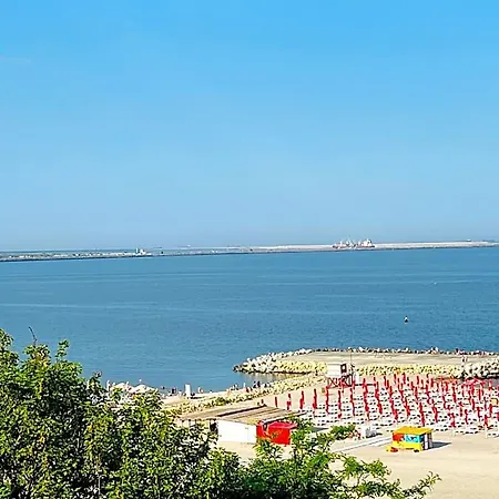 Atmosphere By The Sea Aparthotel