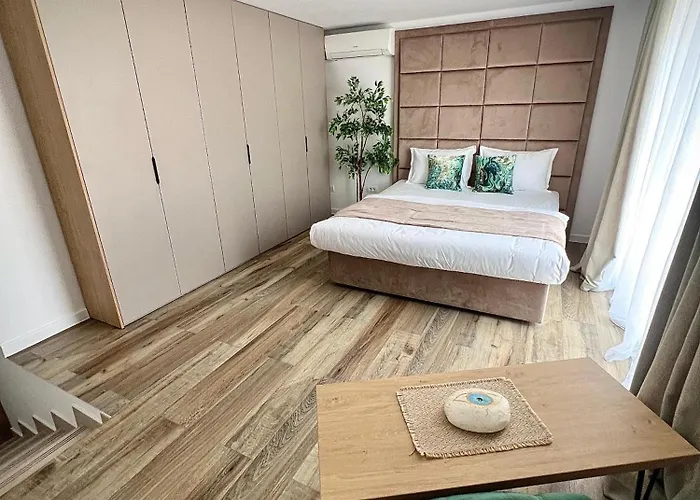 Atmosphere By The Sea 4*